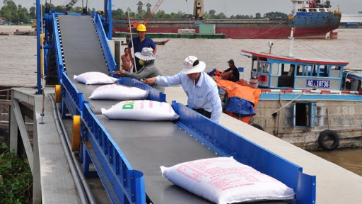 Nóng: Thủ tướng quyết định xuất khẩu gạo trở lại bình thường từ 1/5