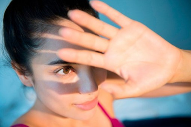 Bảo vệ đôi mắt dưới ánh nắng mặt trời 
