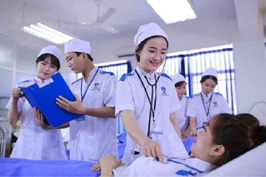 Du học Nhật Bản ngành điều dưỡng 2025: Những điều cần biết